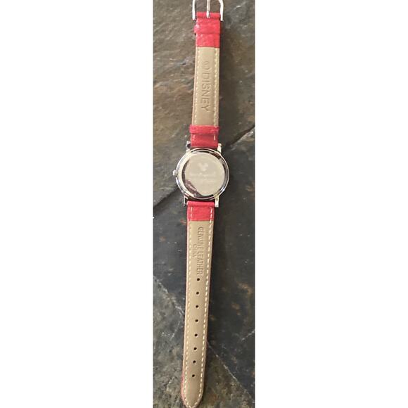 Christmas Theme Dial Silver Red Genuine Leather Band Watch Working New Battery - Picture 3 of 5